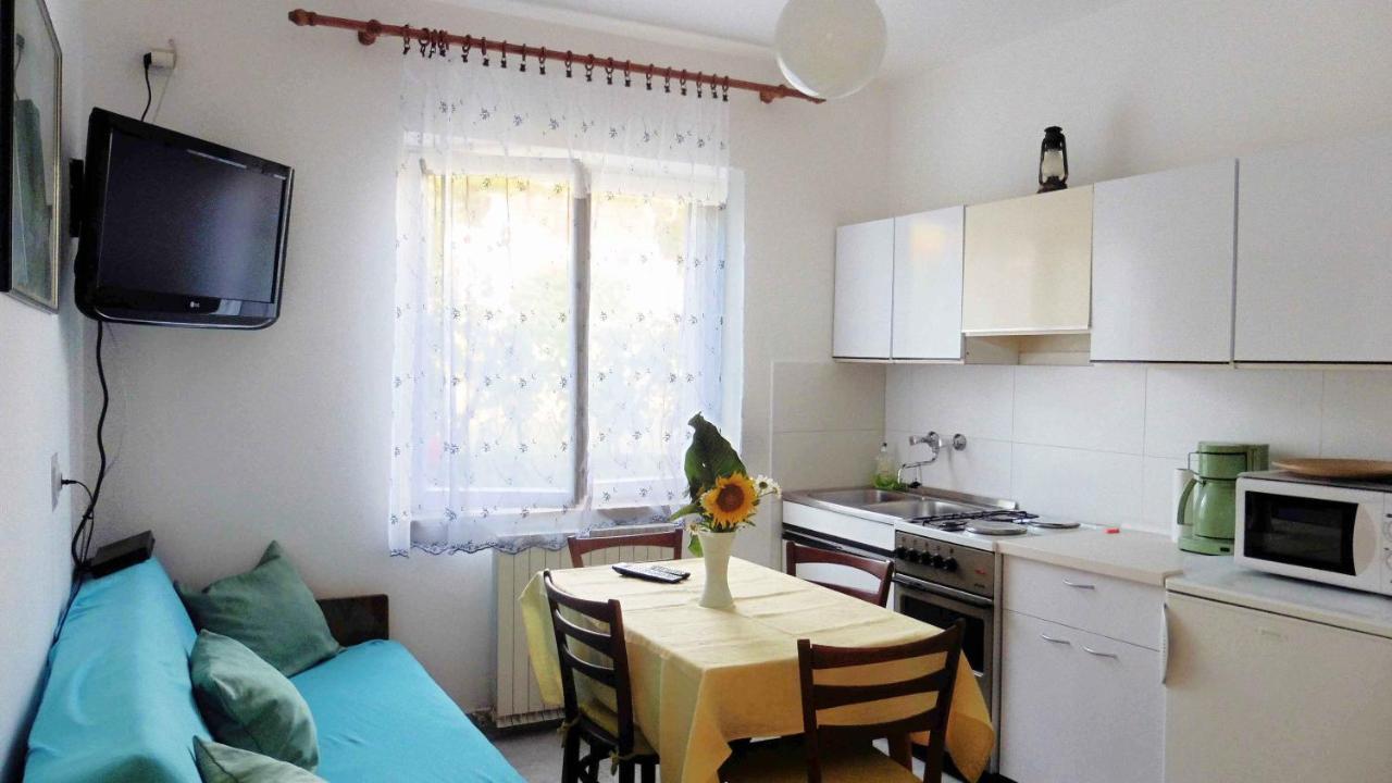 The With Air Conditioned Appartement *